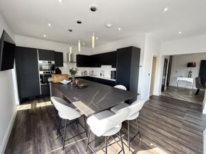 Photo 7- click for photo gallery